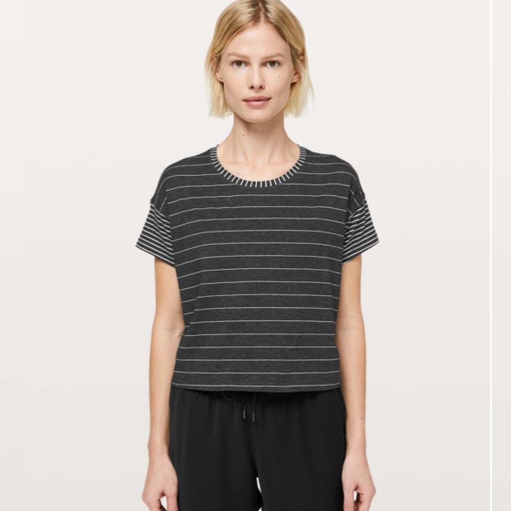 Lululemon Cates Tee